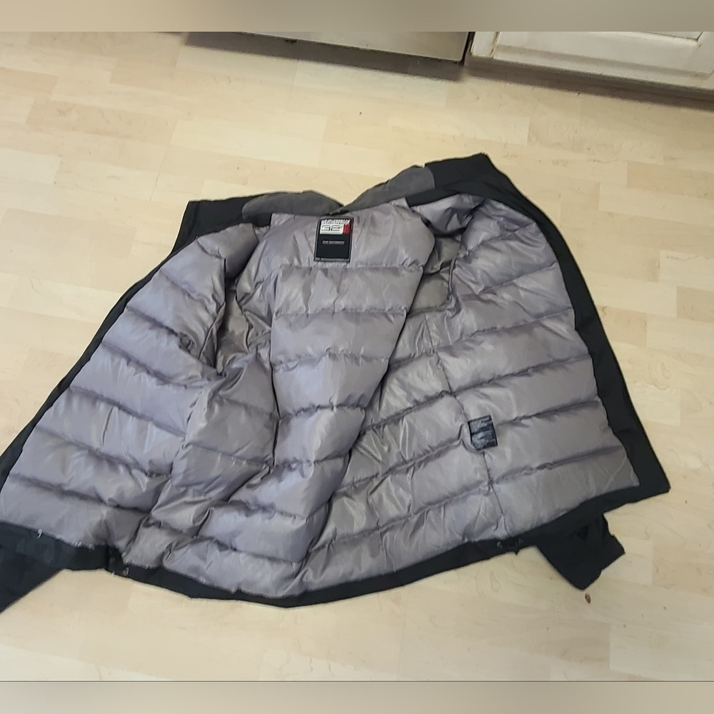 Size large down puffer jacket - Picture 12 of 12